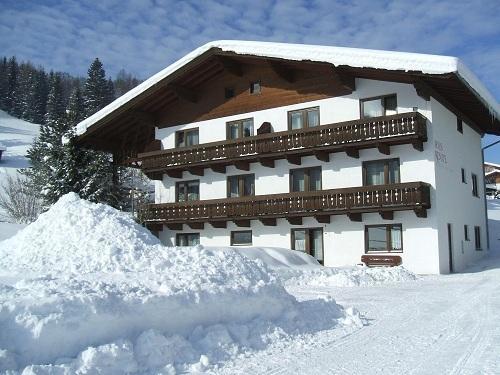 Haus Renate Apartamento Lermoos Exterior foto